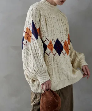 Argyle cable high-neck over knit