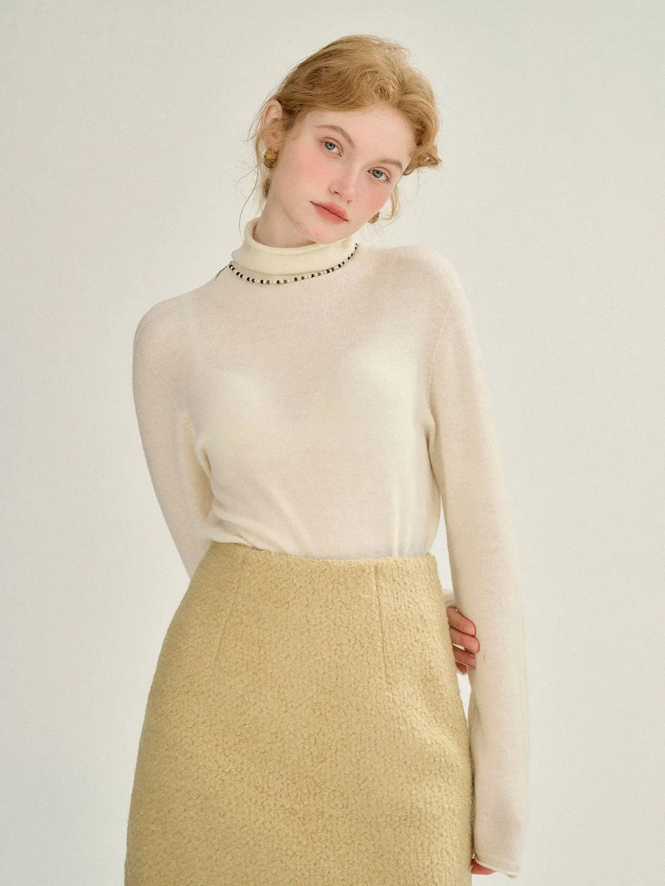 Base high-neck knit top