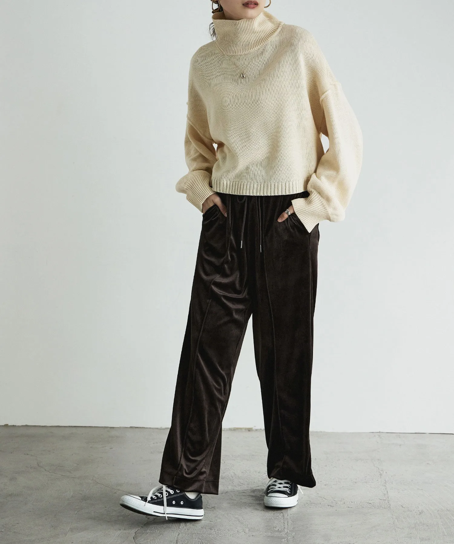 Bulky high neck knit