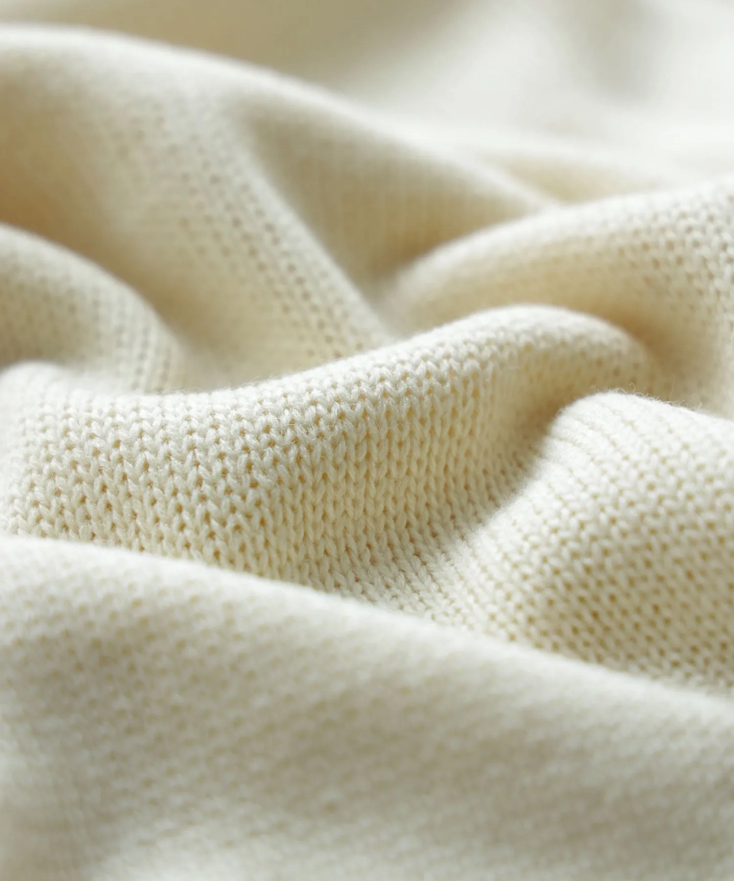 Bulky high neck knit