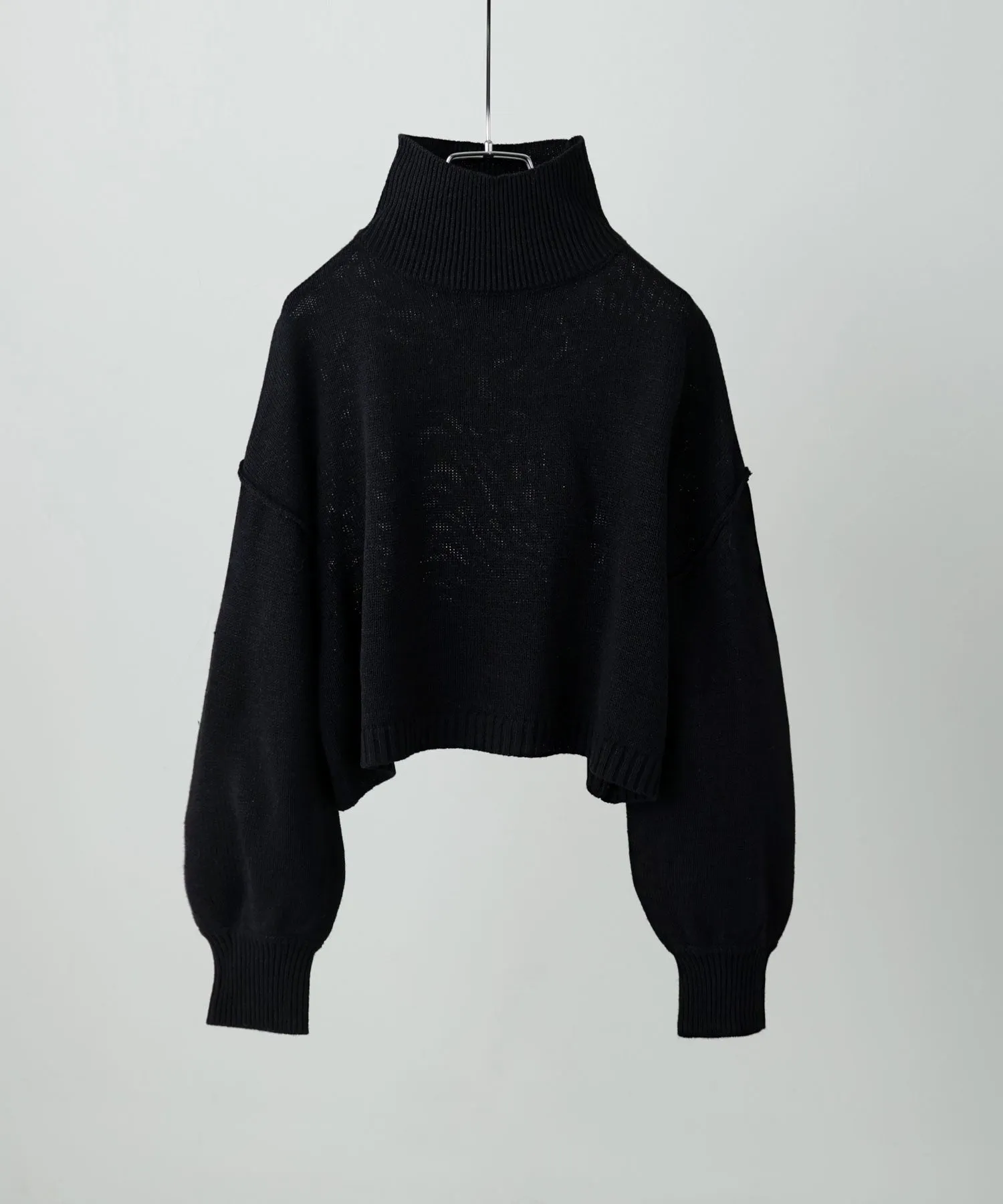 Bulky high neck knit