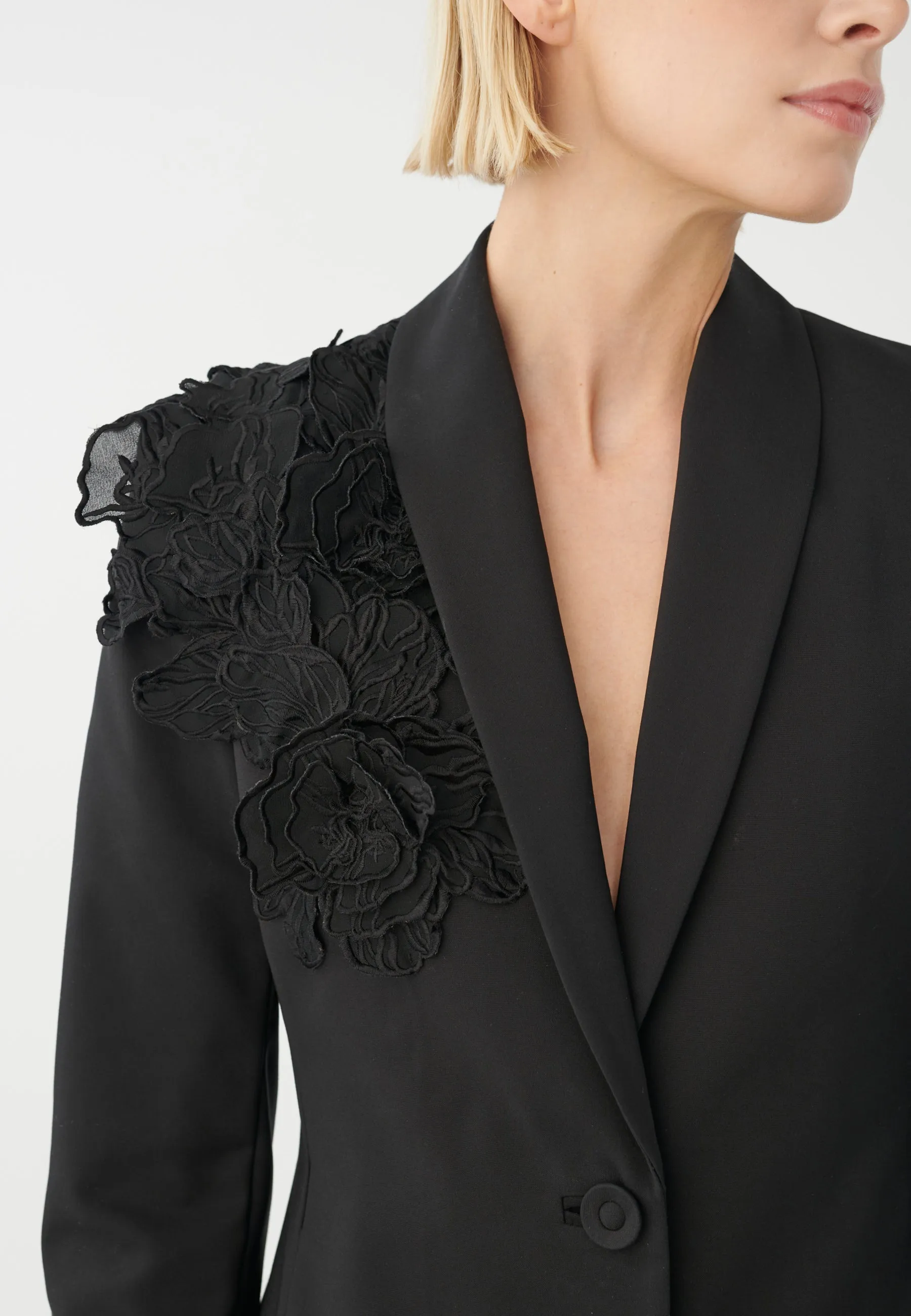 Cristobelli-Black