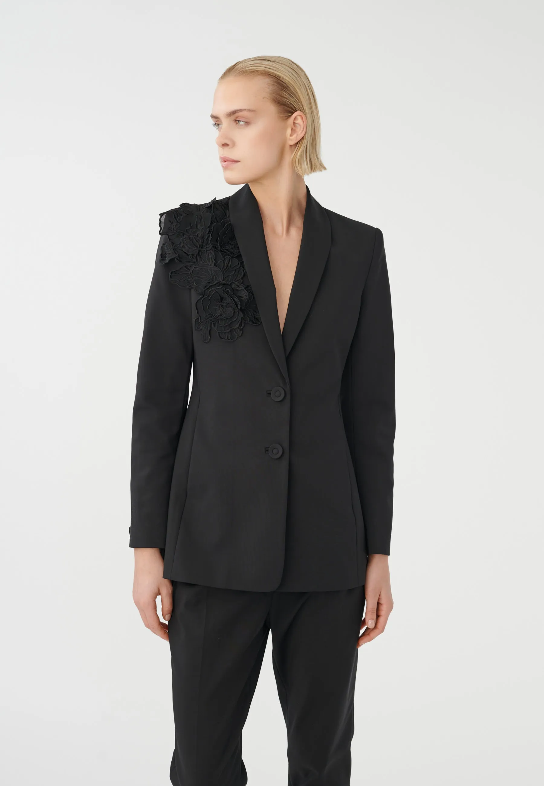 Cristobelli-Black