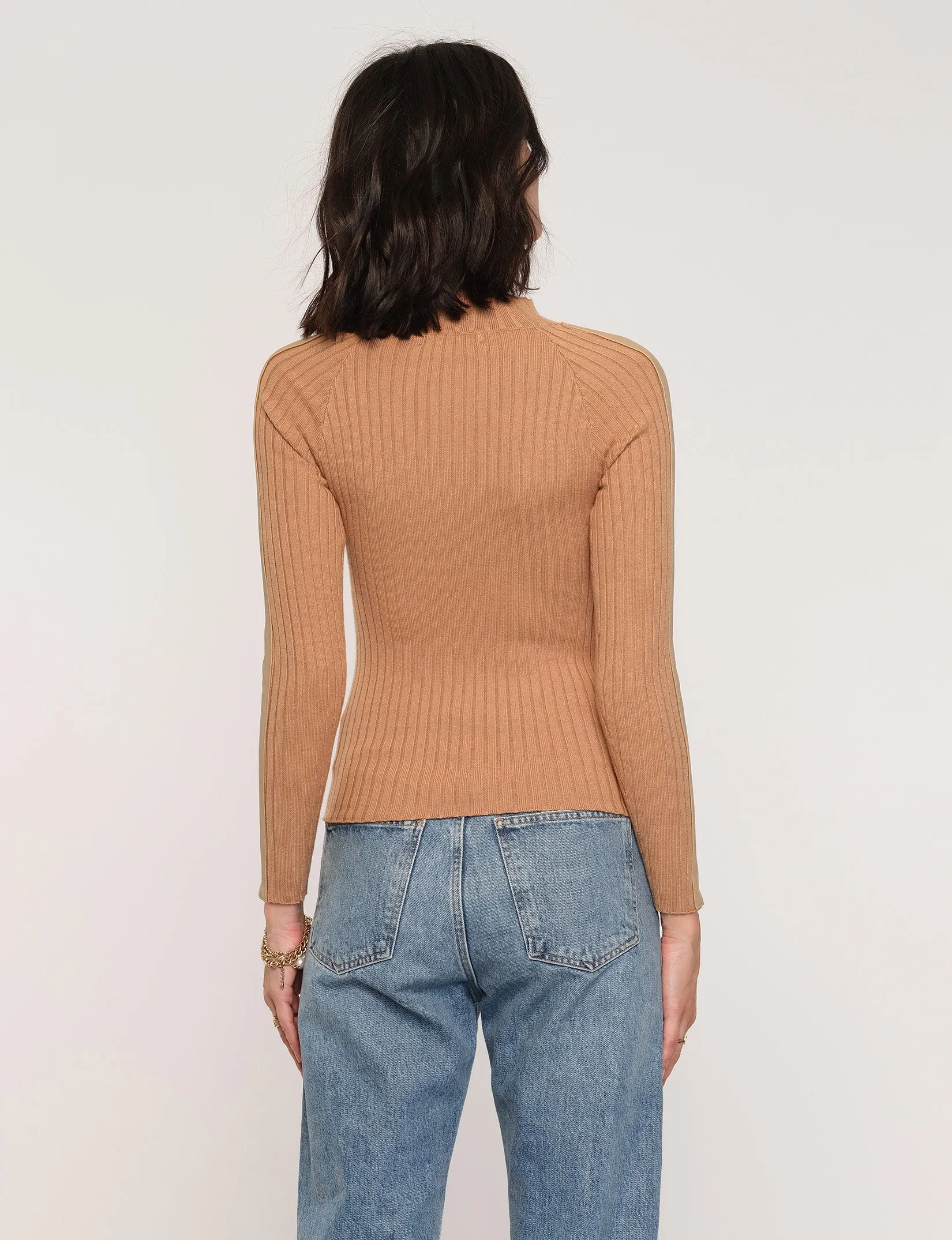 Iris Top