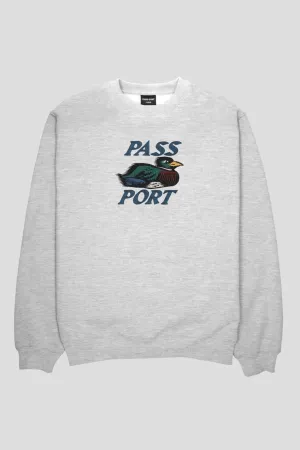 PASS~PORT FAST DUCK CREW SWEATER - GREY ASH