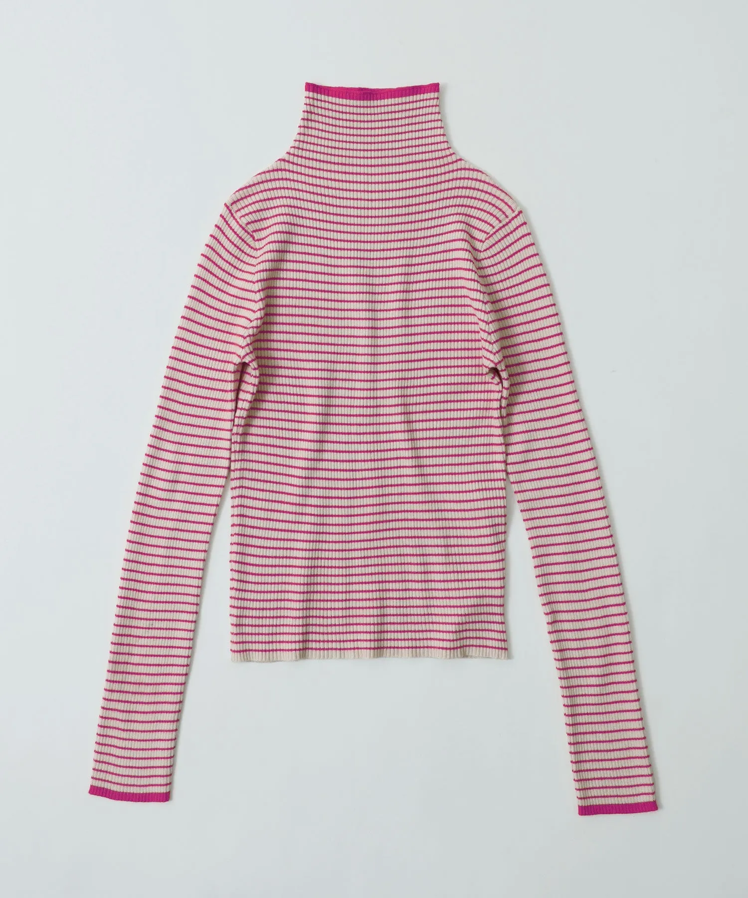 Piping color high neck knit
