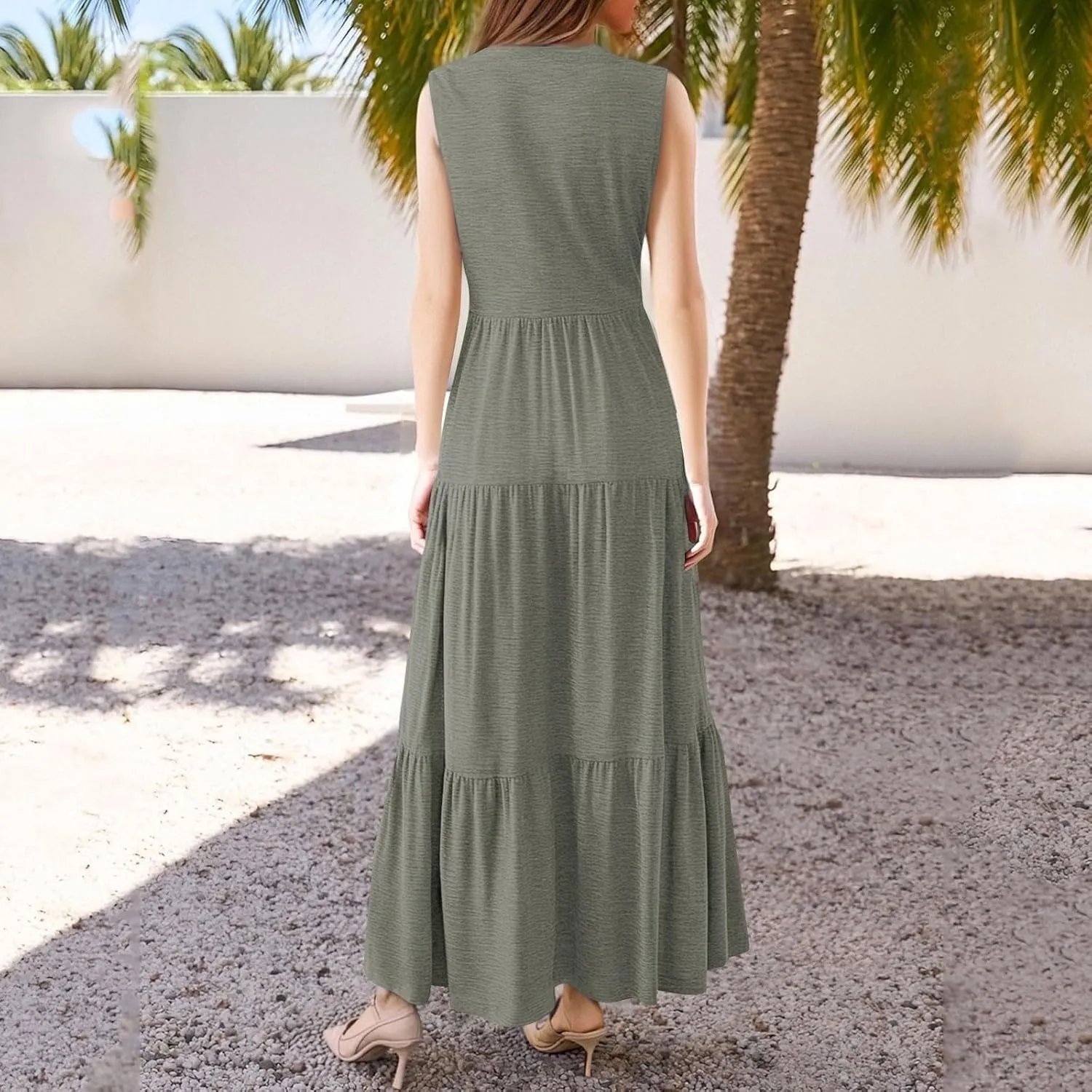 Womens Summer Dresses Fashion Boho Sleeveless V-Neck Maxi Dresses Flowy Pleated Beach Vacation Tank Sundress